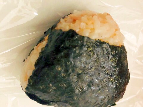 鮭のバター醤油のおにぎり